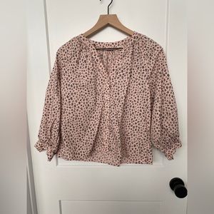 NWOT Levi XS Pink Floral Blouse